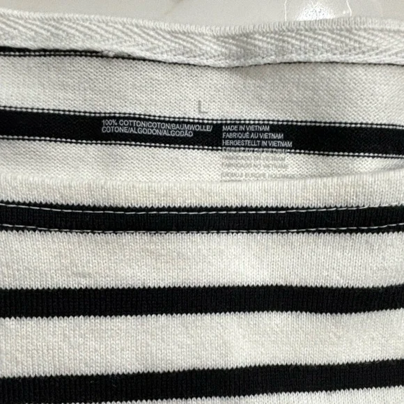 • Muji Striped Top • - Picture 3 of 3